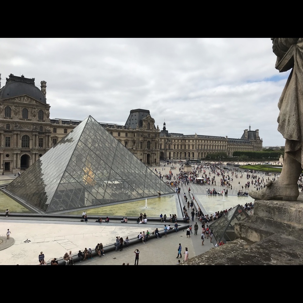 Meet your Posher, Talia